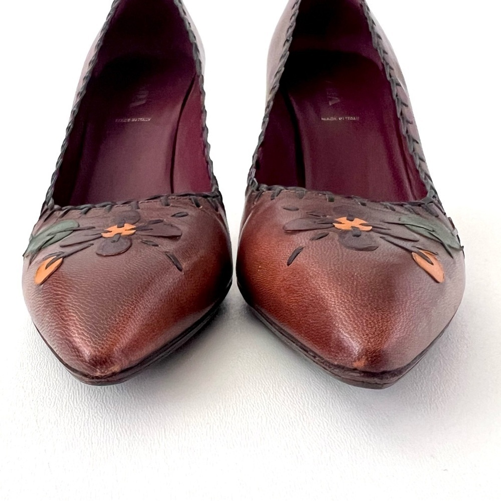 PRADA | Vintage Brown Red Leather Floral Stitch Appliqué Pointed‎ Pumps EU 38.5 - Picture 11 of 11